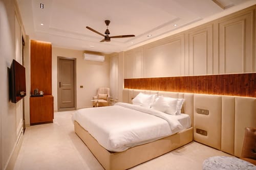 The Oak Villa – 5 bedroom villa in Kasauli, Himachal Pradesh